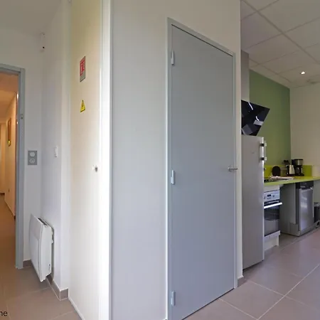 Indépendant Adapté Pmr à - Fr-1-497-234 Lonlay-l'Abbaye